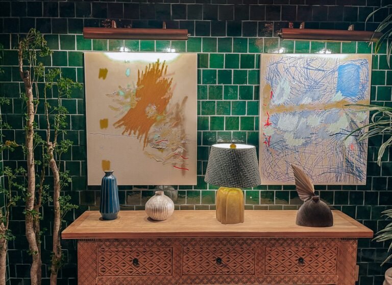 12 Entryway Table Decor Ideas for a Stylish First Look